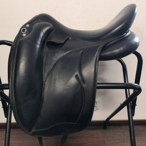 Devoucoux Makila Lab