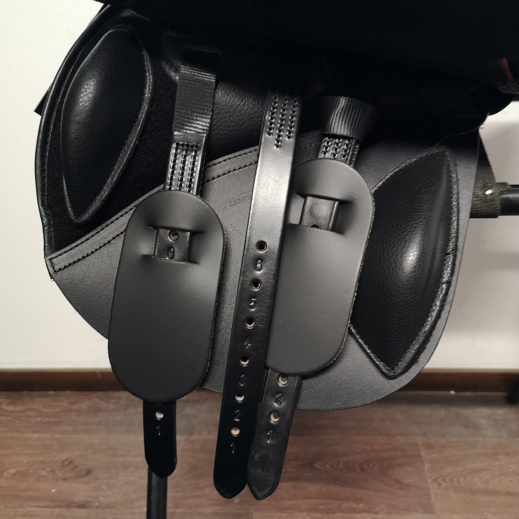 Kent & Masters S-series Jump (Kopio) (Kopio)